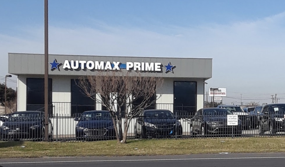 1911 East Division Street, Arlington, TX. Auto Retail Location