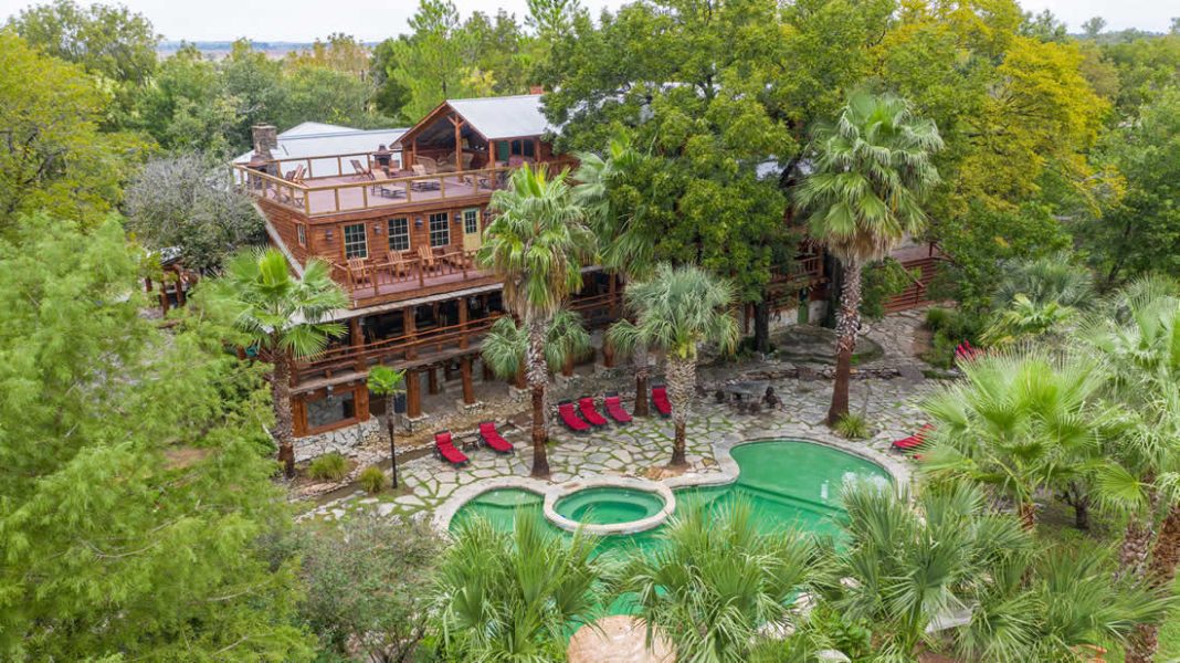 Moon River Ranch- Satin, Texas
