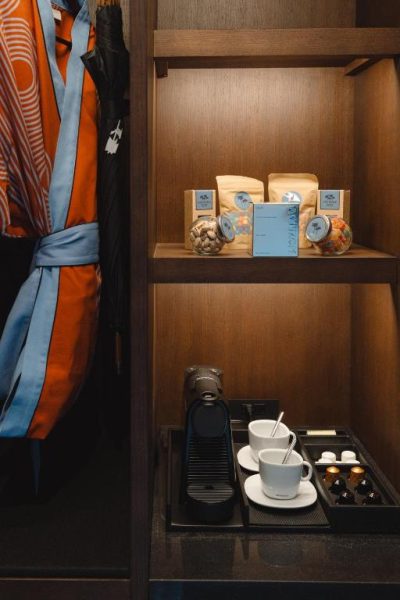 Caravan Court Hotel-In Room Amenities