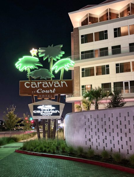 Caravan Court Hotel - Arlington, Texas
